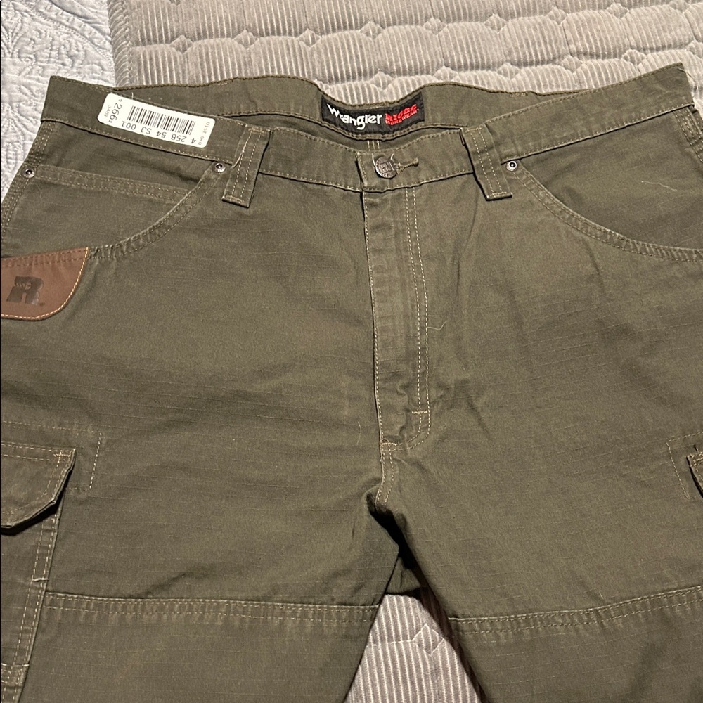 Wrangler Men's Khaki Cargo Pants